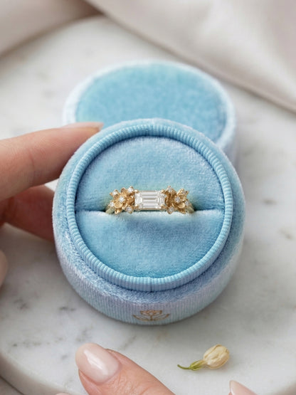 14K Gold Diamond Flowers Ring